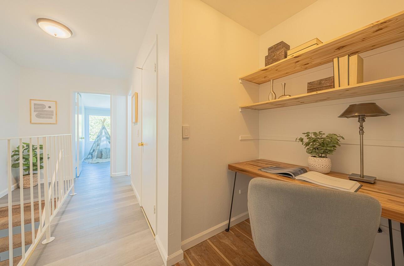 Detail Gallery Image 15 of 37 For 1459 Woodgrove Sq, San Jose,  CA 95117 - 2 Beds | 2/1 Baths