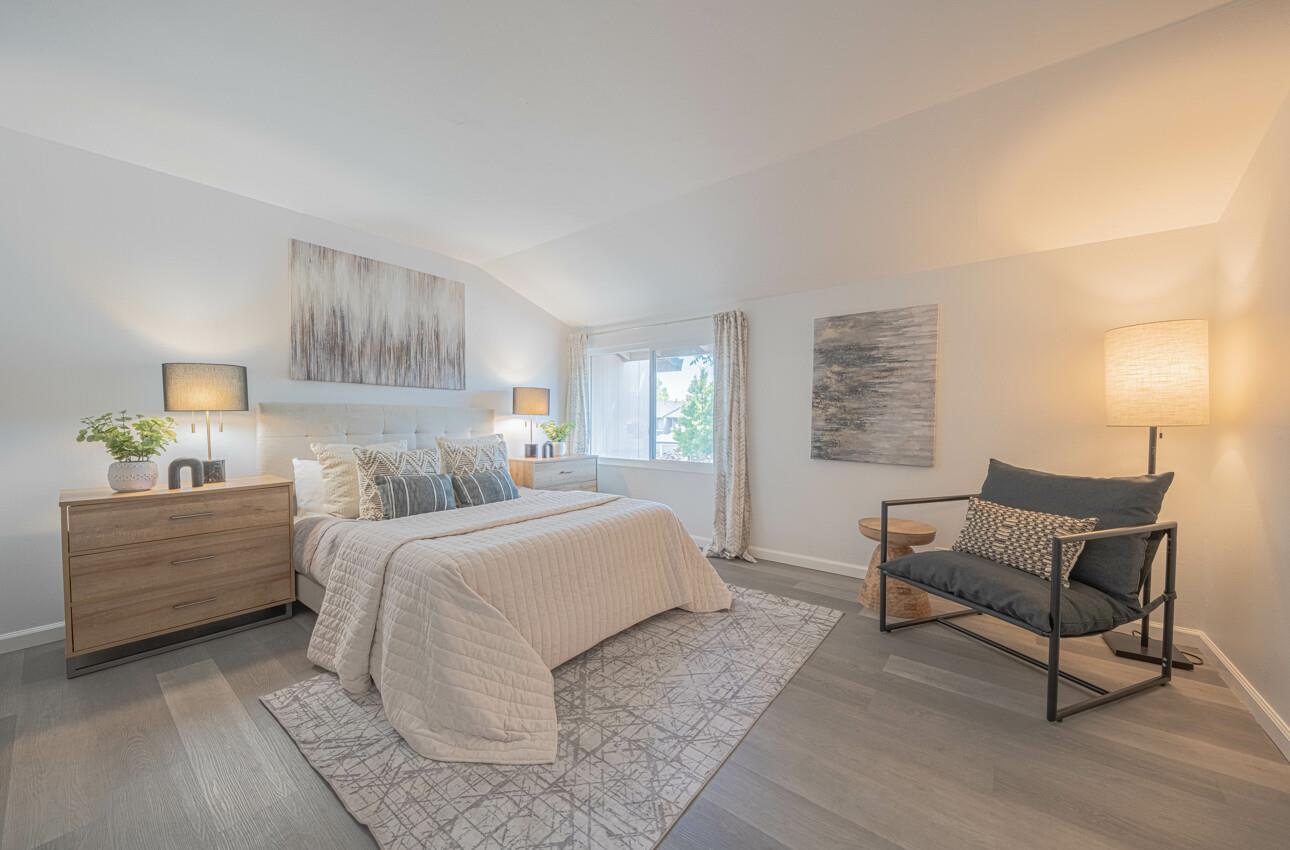 Detail Gallery Image 16 of 37 For 1459 Woodgrove Sq, San Jose,  CA 95117 - 2 Beds | 2/1 Baths