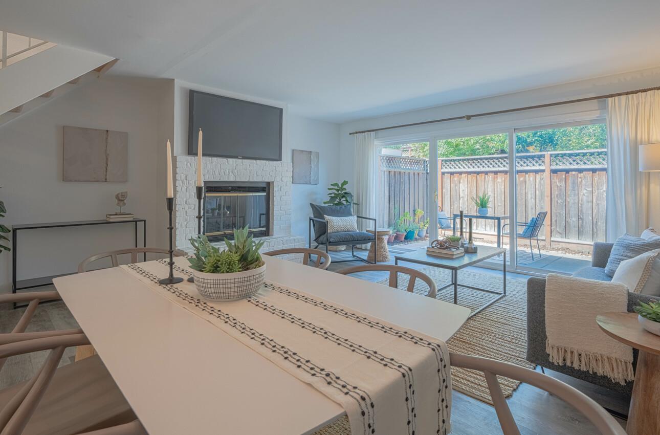 Detail Gallery Image 6 of 37 For 1459 Woodgrove Sq, San Jose,  CA 95117 - 2 Beds | 2/1 Baths
