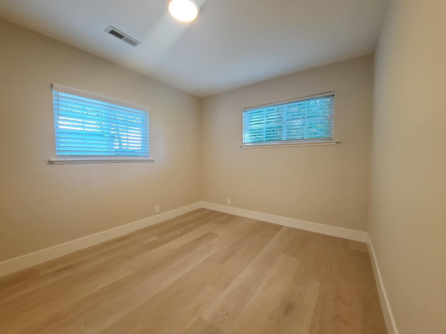 Detail Gallery Image 10 of 31 For 155 Nob Hill Ter, Morgan Hill,  CA 95037 - 2 Beds | 1 Baths
