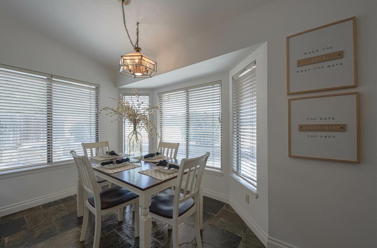 Detail Gallery Image 11 of 41 For 46480 Pine Meadow Pl, King City,  CA 93930 - 4 Beds | 2 Baths