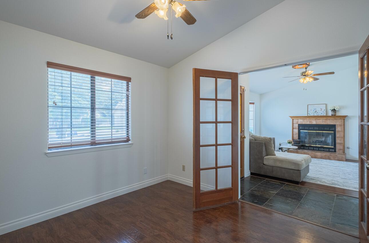 Detail Gallery Image 15 of 41 For 46480 Pine Meadow Pl, King City,  CA 93930 - 4 Beds | 2 Baths