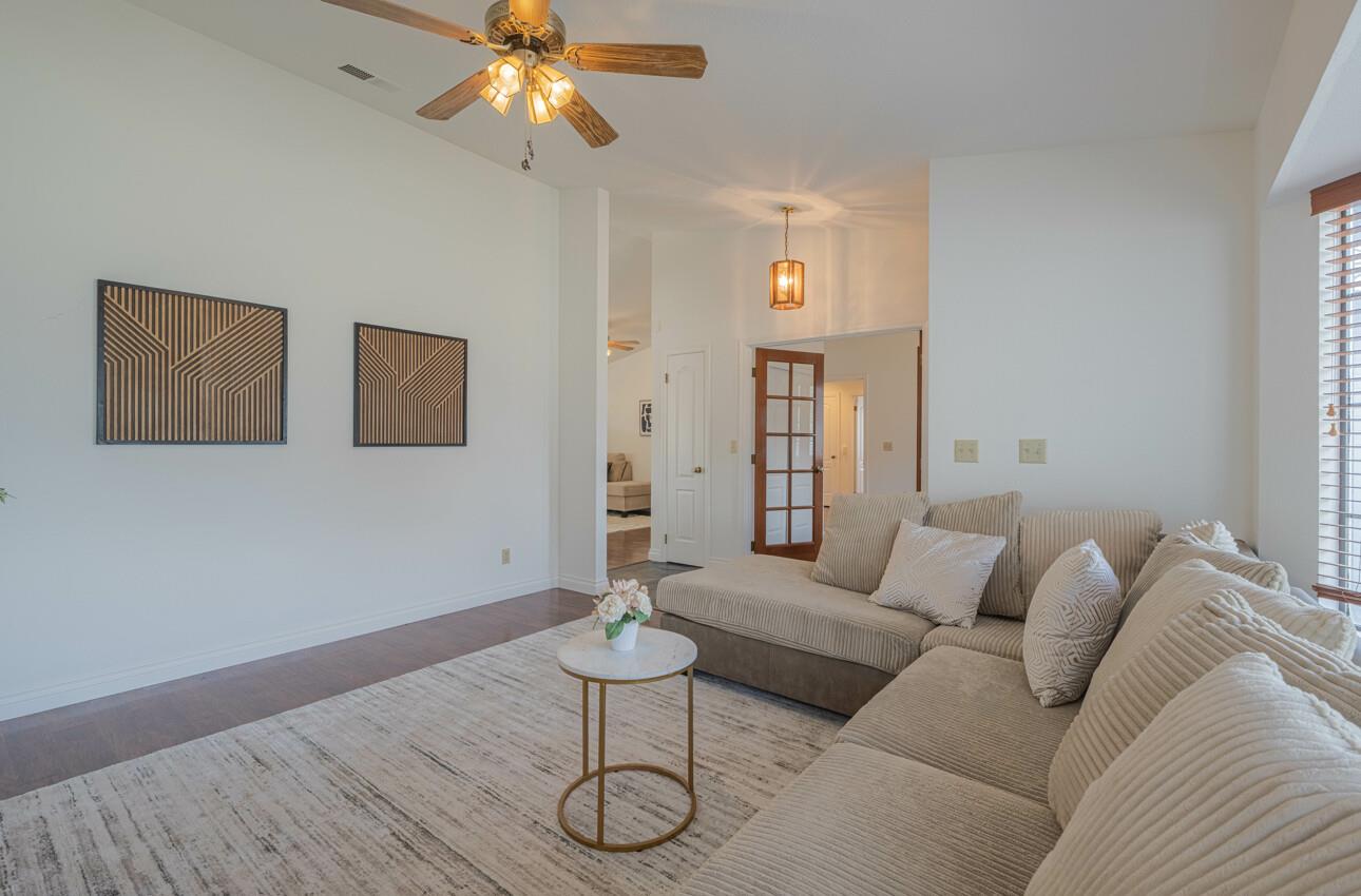 Detail Gallery Image 5 of 41 For 46480 Pine Meadow Pl, King City,  CA 93930 - 4 Beds | 2 Baths