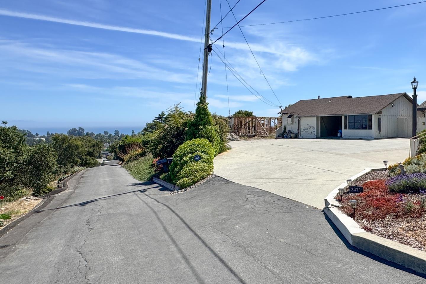Detail Gallery Image 7 of 29 For 3300 Crestline Way, Soquel,  CA 95073 - 1 Beds | 1 Baths