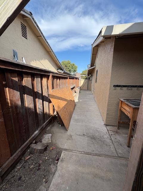 Detail Gallery Image 12 of 12 For 930 Bonnie View Dr, Hollister,  CA 95023 - 5 Beds | 2 Baths