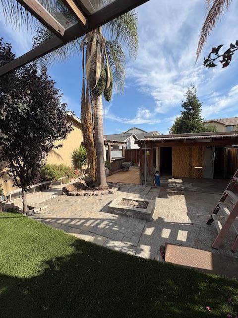 Detail Gallery Image 7 of 12 For 930 Bonnie View Dr, Hollister,  CA 95023 - 5 Beds | 2 Baths