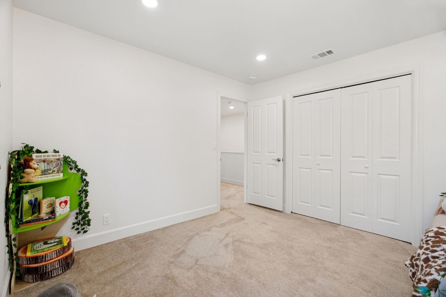 Detail Gallery Image 19 of 29 For 17535 Serene Dr, Morgan Hill,  CA 95037 - 3 Beds | 3 Baths