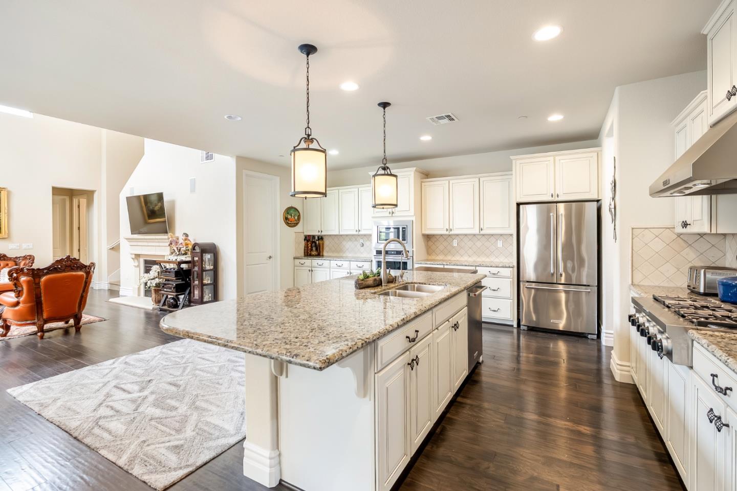 Detail Gallery Image 18 of 87 For 13145 Chamberlain Ave, Marina,  CA 93933 - 4 Beds | 2/1 Baths