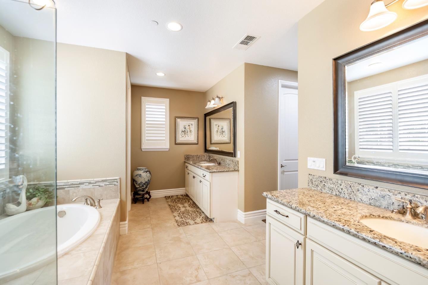 Detail Gallery Image 40 of 87 For 13145 Chamberlain Ave, Marina,  CA 93933 - 4 Beds | 2/1 Baths