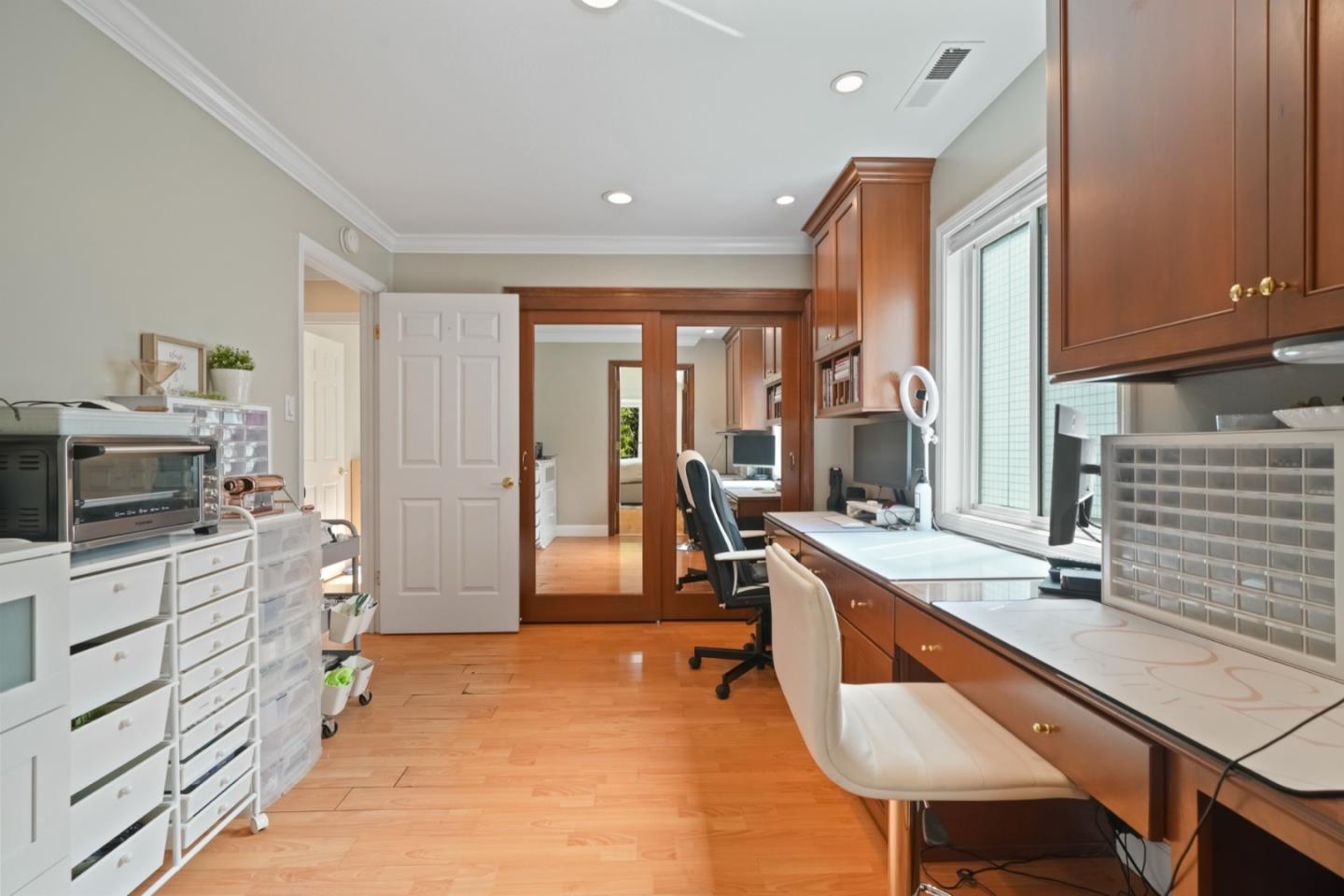 Detail Gallery Image 34 of 62 For 3172 Morris Dr, Palo Alto,  CA 94303 - 4 Beds | 2 Baths