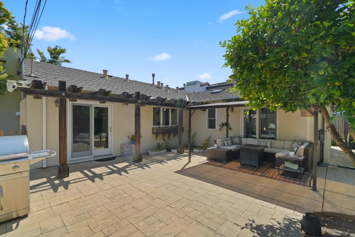 Detail Gallery Image 45 of 62 For 3172 Morris Dr, Palo Alto,  CA 94303 - 4 Beds | 2 Baths