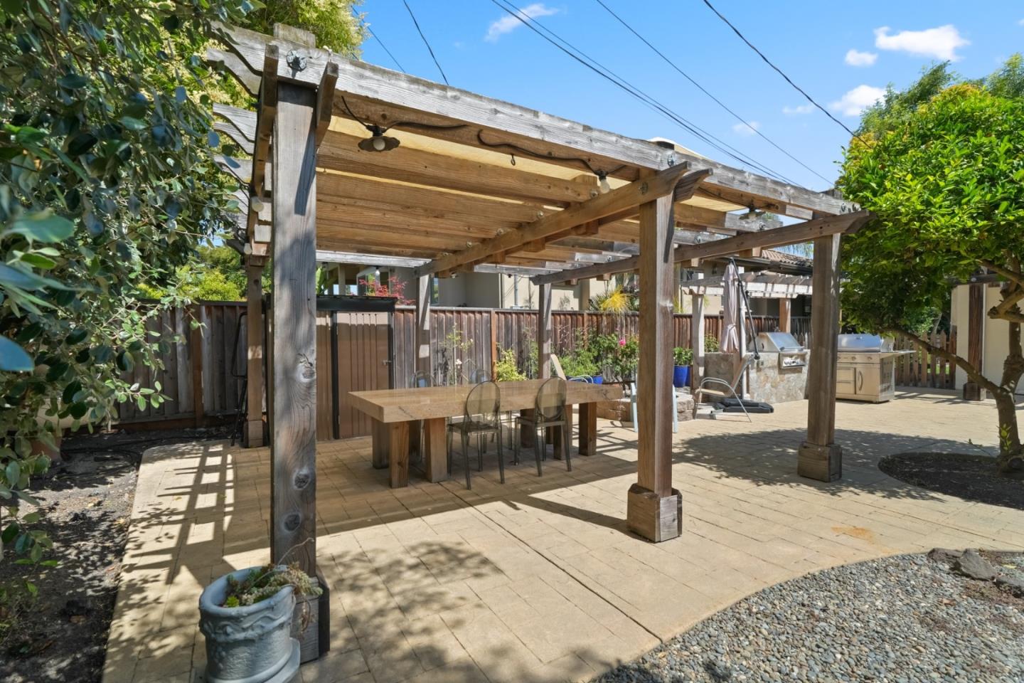 Detail Gallery Image 52 of 62 For 3172 Morris Dr, Palo Alto,  CA 94303 - 4 Beds | 2 Baths