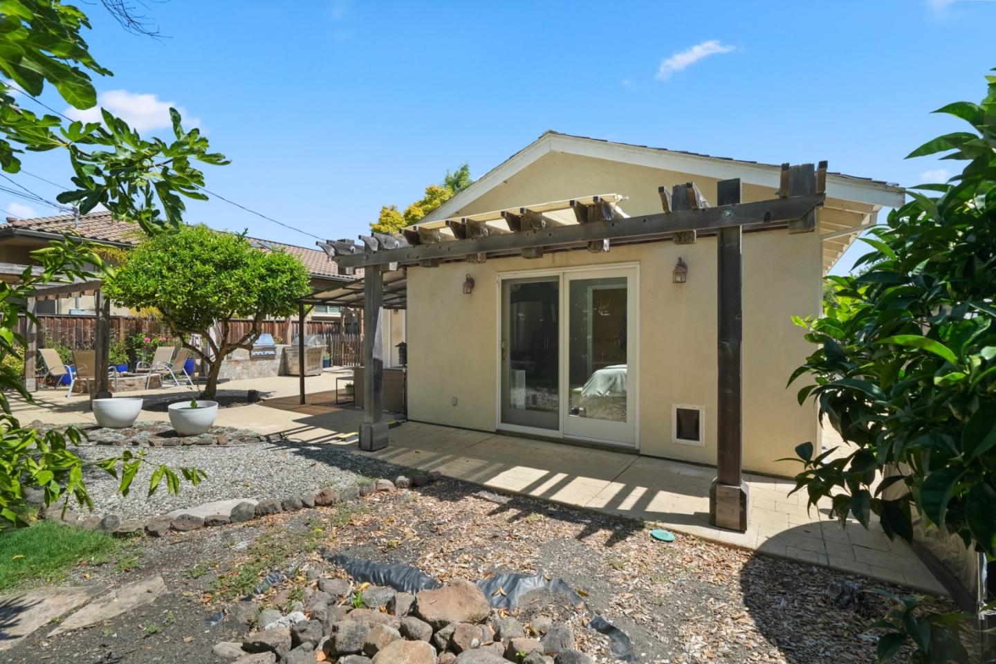 Detail Gallery Image 57 of 62 For 3172 Morris Dr, Palo Alto,  CA 94303 - 4 Beds | 2 Baths