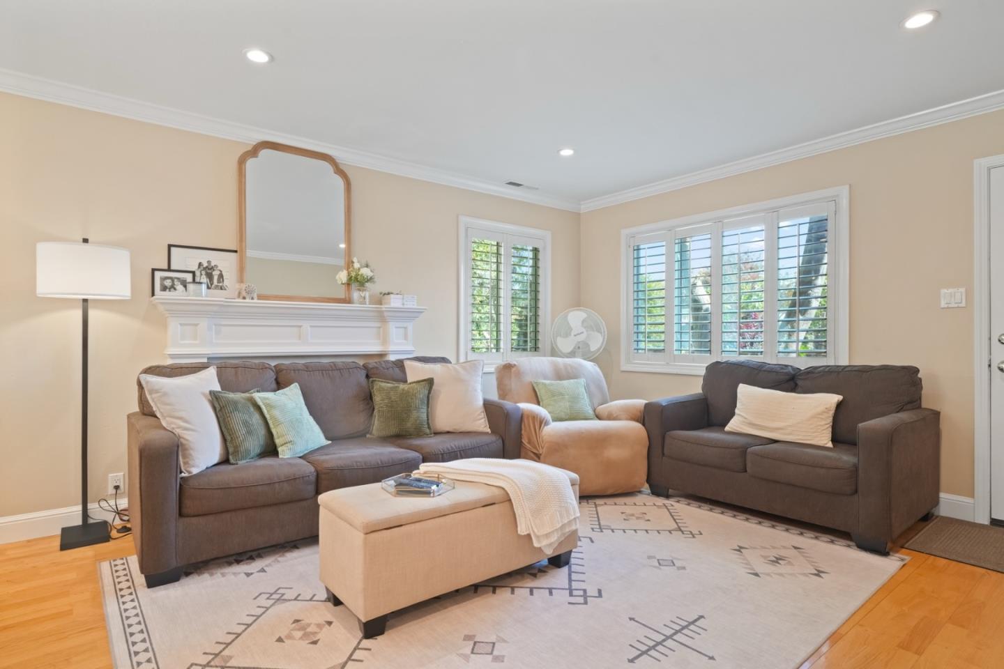 Detail Gallery Image 9 of 62 For 3172 Morris Dr, Palo Alto,  CA 94303 - 4 Beds | 2 Baths