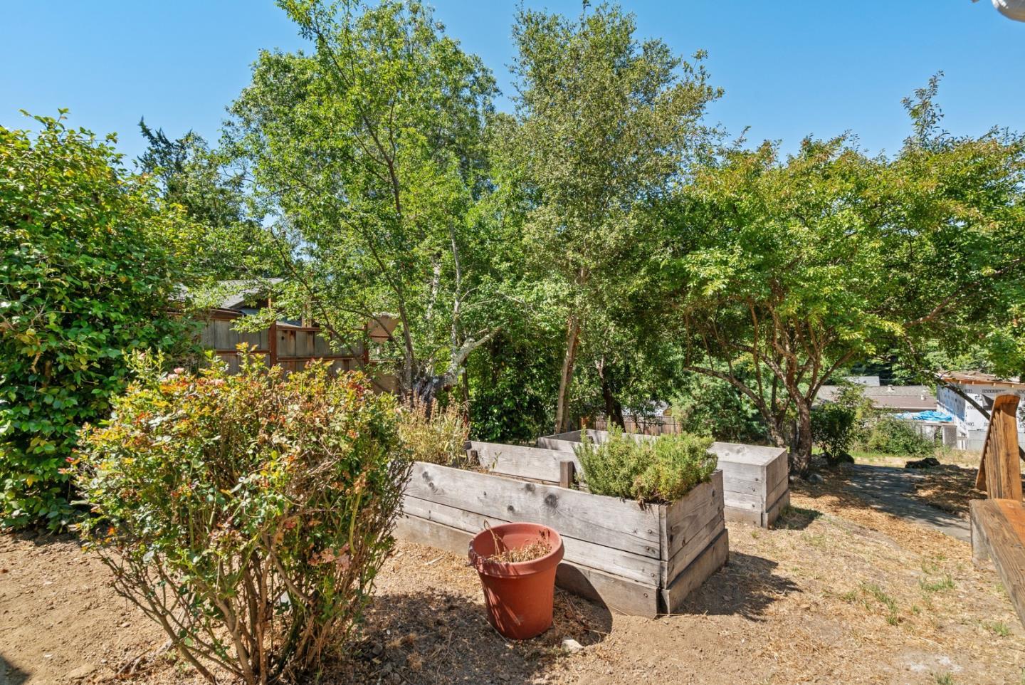 Detail Gallery Image 24 of 50 For 205/207 Apple Knoll Dr, Boulder Creek,  CA 95006 - – Beds | – Baths