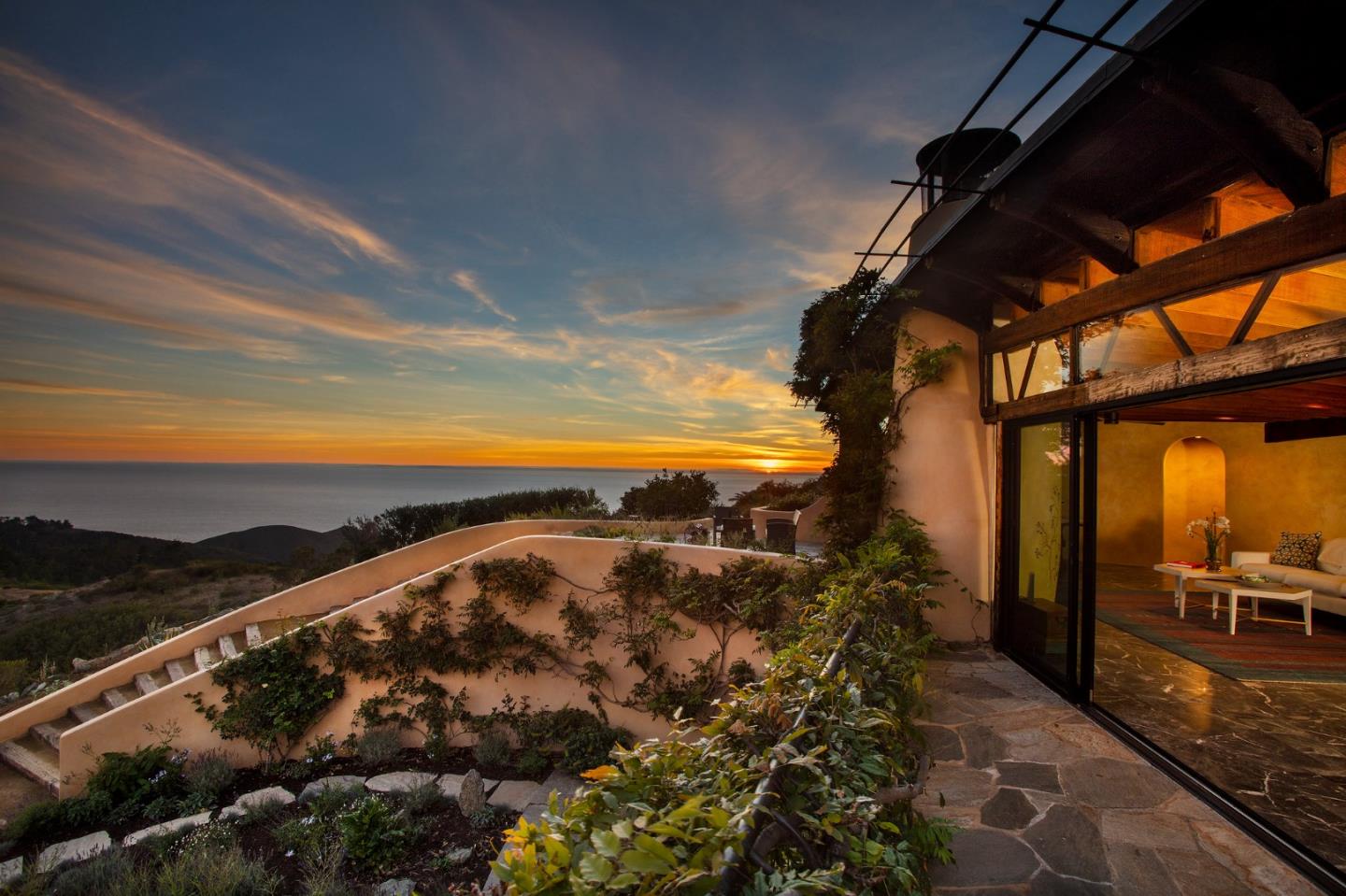 Detail Gallery Image 10 of 43 For 46304 Pfeiffer Ridge, Big Sur,  CA 93920 - 4 Beds | 4 Baths