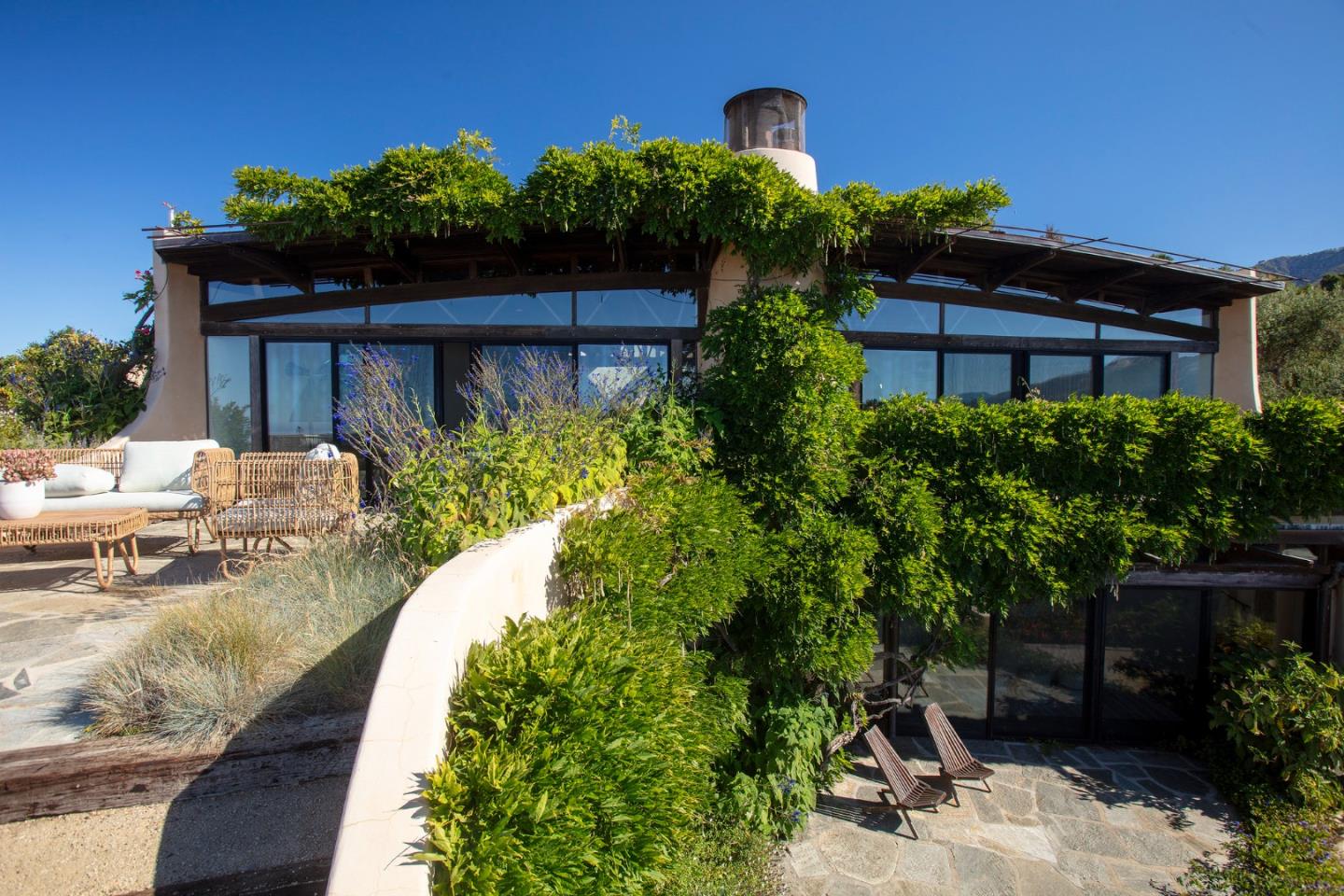 Detail Gallery Image 11 of 43 For 46304 Pfeiffer Ridge, Big Sur,  CA 93920 - 4 Beds | 4 Baths