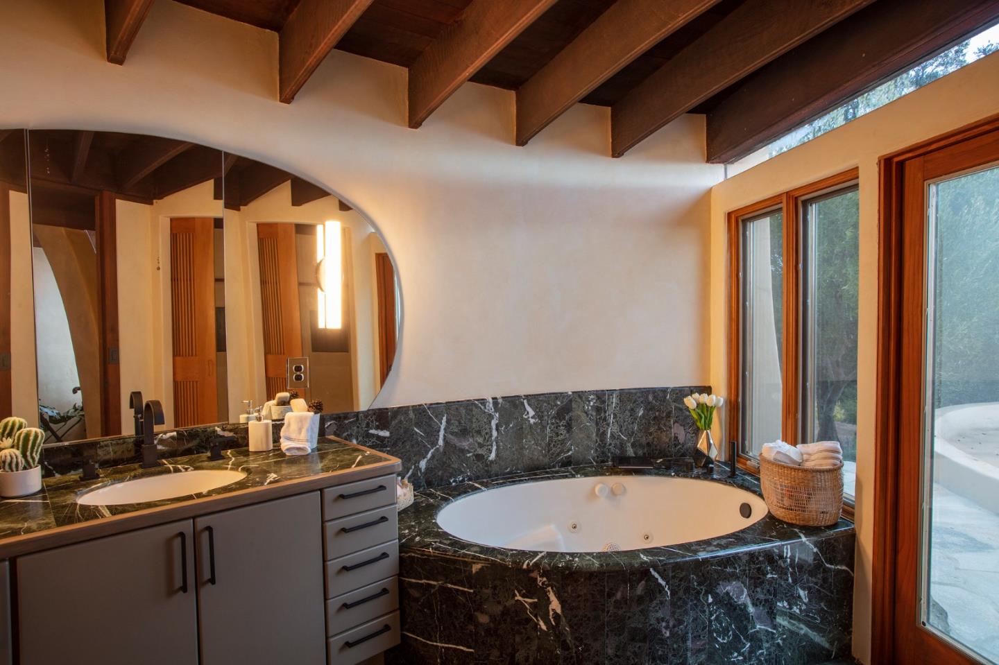Detail Gallery Image 21 of 43 For 46304 Pfeiffer Ridge, Big Sur,  CA 93920 - 4 Beds | 4 Baths