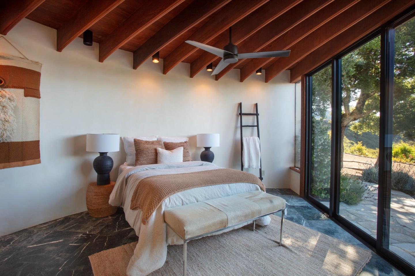 Detail Gallery Image 24 of 43 For 46304 Pfeiffer Ridge, Big Sur,  CA 93920 - 4 Beds | 4 Baths