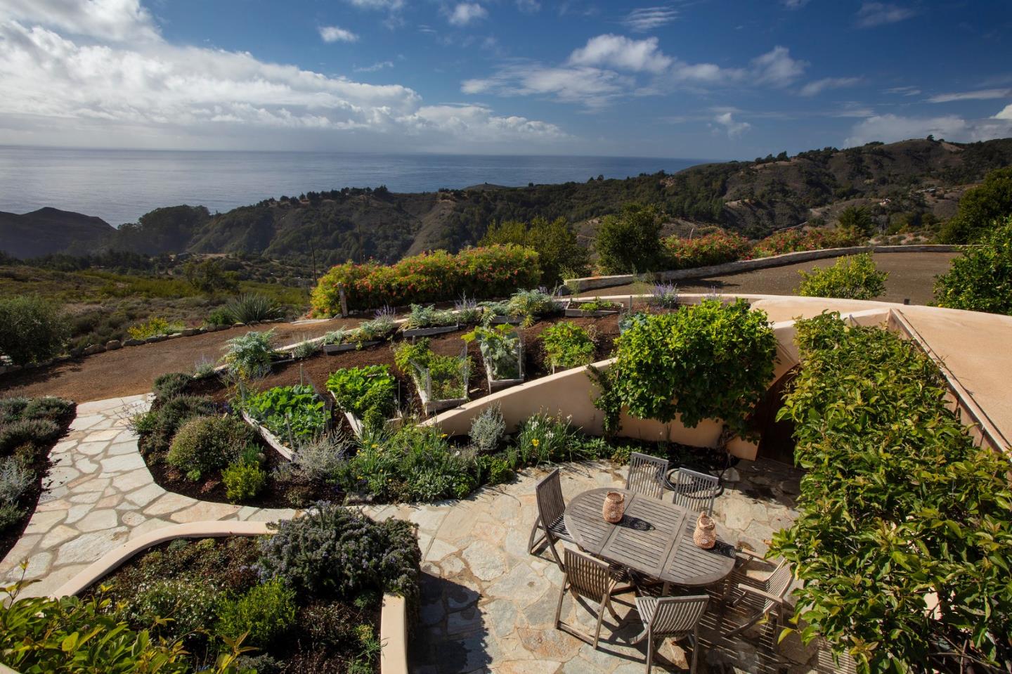 Detail Gallery Image 31 of 43 For 46304 Pfeiffer Ridge, Big Sur,  CA 93920 - 4 Beds | 4 Baths
