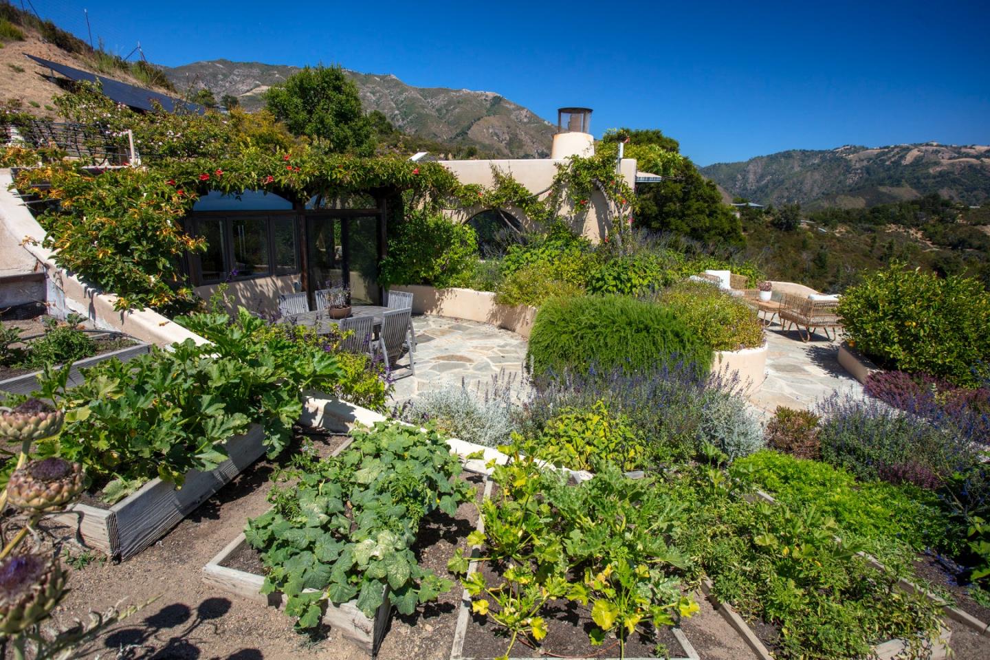 Detail Gallery Image 32 of 43 For 46304 Pfeiffer Ridge, Big Sur,  CA 93920 - 4 Beds | 4 Baths