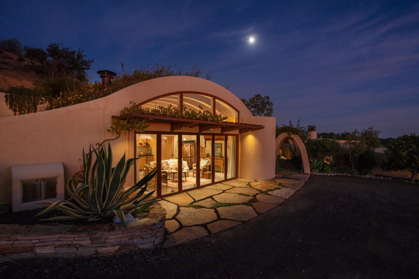 Detail Gallery Image 5 of 43 For 46304 Pfeiffer Ridge, Big Sur,  CA 93920 - 4 Beds | 4 Baths