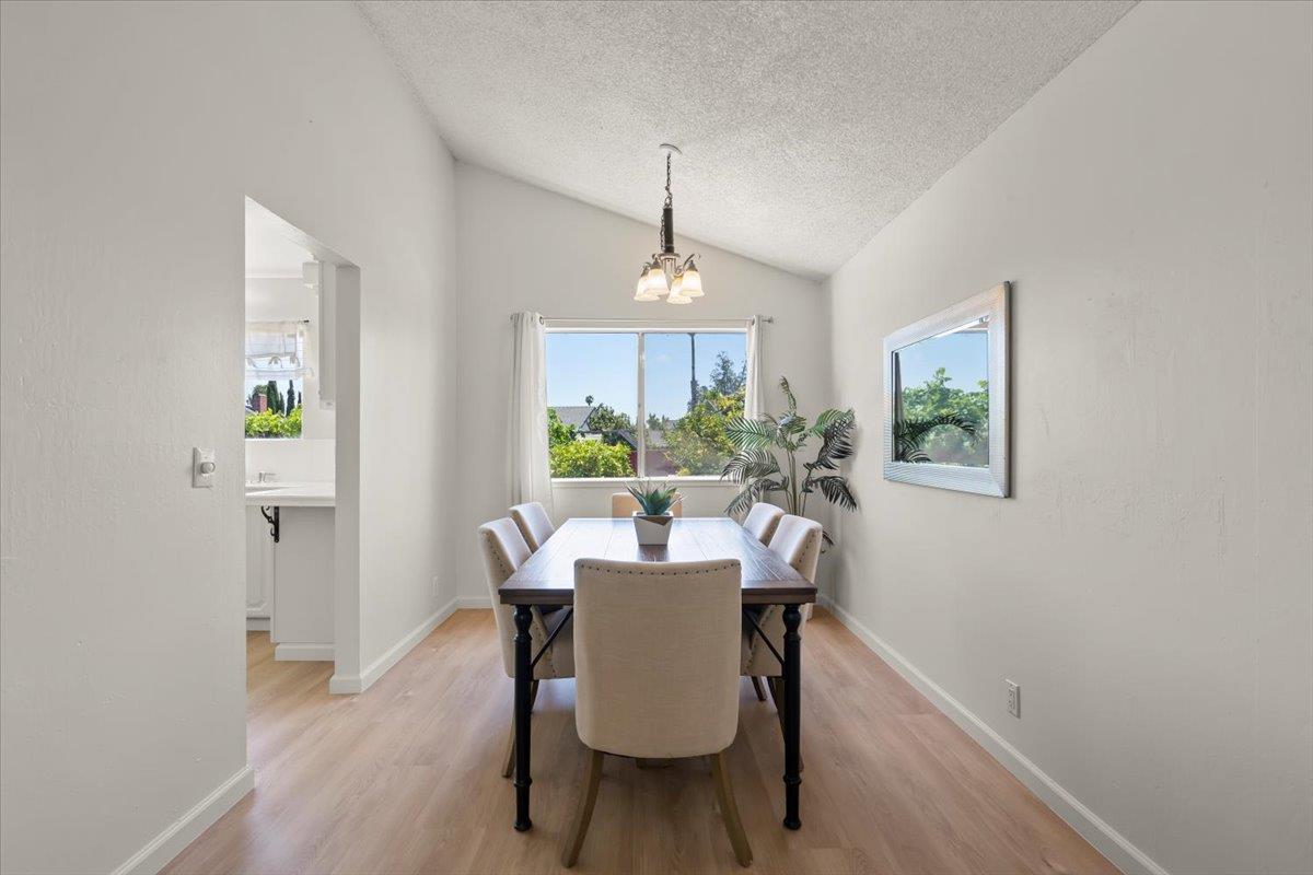 Detail Gallery Image 7 of 24 For 706 Clauser Dr, Milpitas,  CA 95035 - 4 Beds | 2/1 Baths