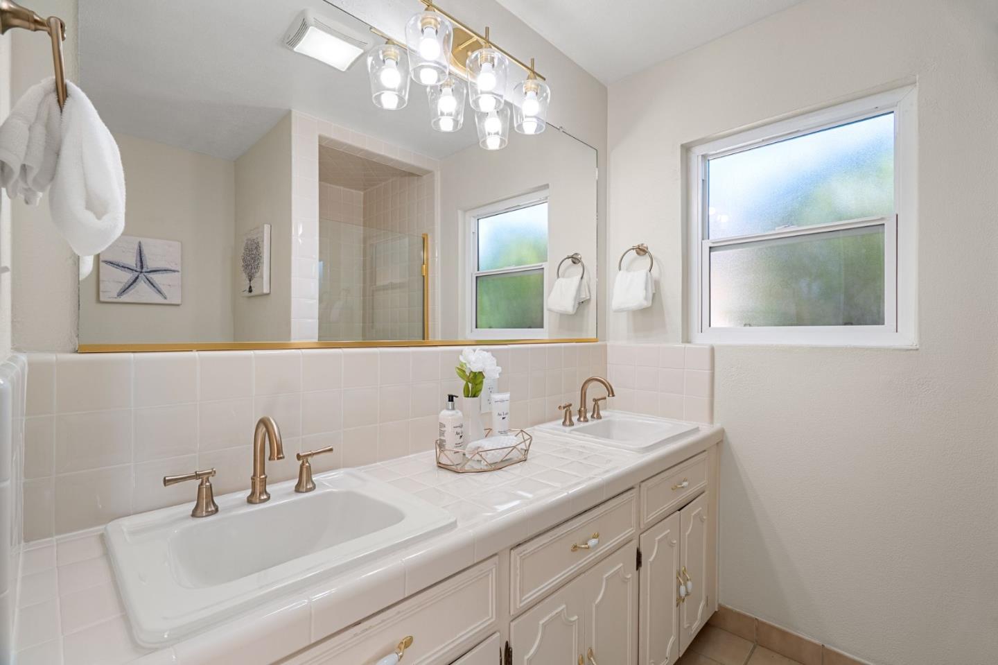 Detail Gallery Image 21 of 51 For 955 Norin Ct, Campbell,  CA 95008 - 3 Beds | 2 Baths