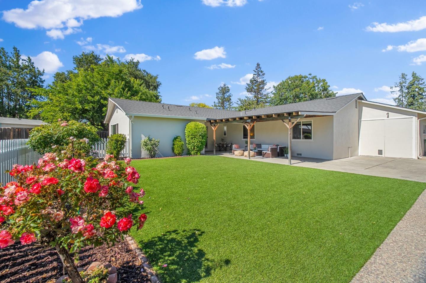 Detail Gallery Image 31 of 51 For 955 Norin Ct, Campbell,  CA 95008 - 3 Beds | 2 Baths