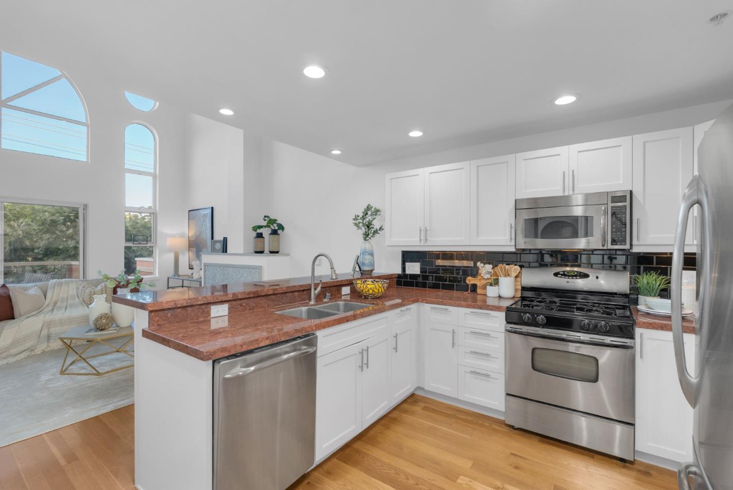 Detail Gallery Image 7 of 26 For 350 N 2nd St #337,  San Jose,  CA 95112 - 1 Beds | 2 Baths