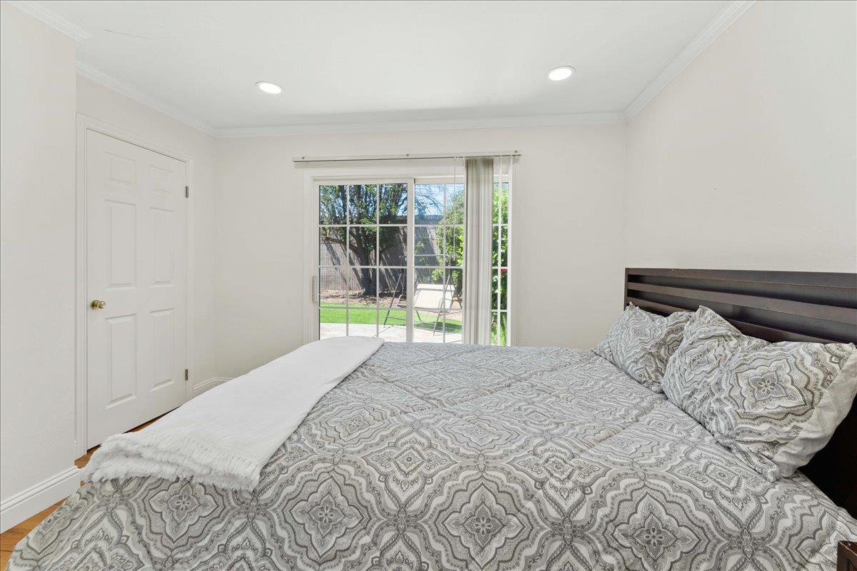 Detail Gallery Image 18 of 19 For 1105 Kentwood Ave, Cupertino,  CA 95014 - 3 Beds | 2/1 Baths