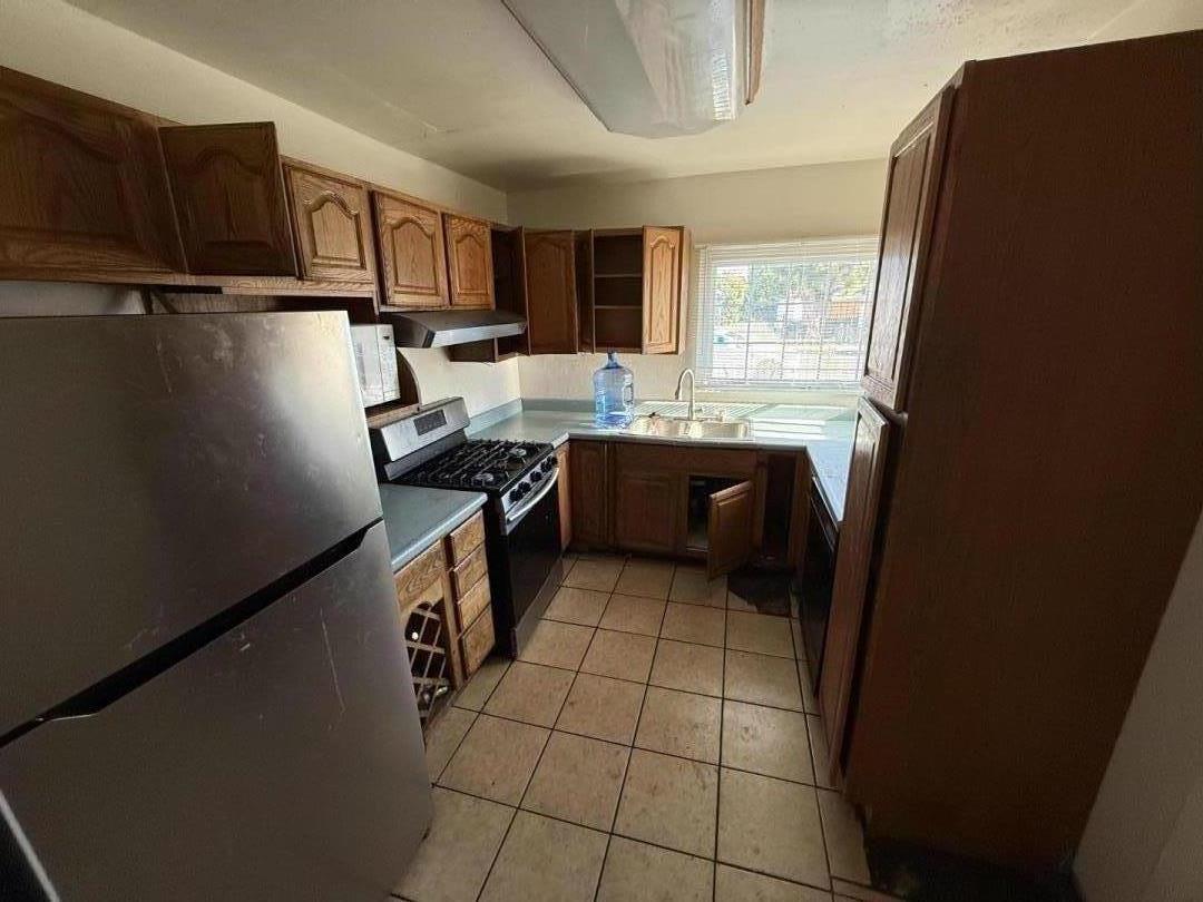 Detail Gallery Image 21 of 26 For 1125 Garden St, East Palo Alto,  CA 94303 - 3 Beds | 2 Baths