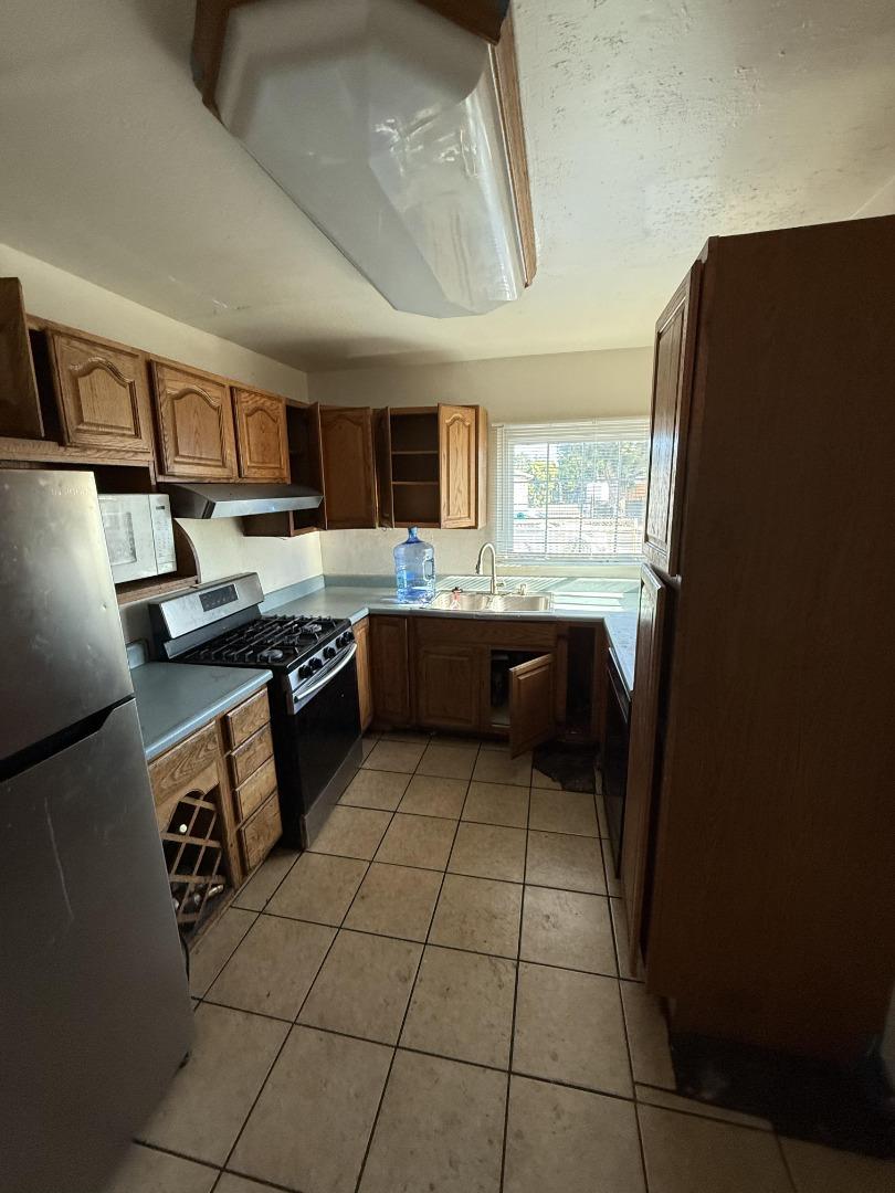 Detail Gallery Image 22 of 26 For 1125 Garden St, East Palo Alto,  CA 94303 - 3 Beds | 2 Baths