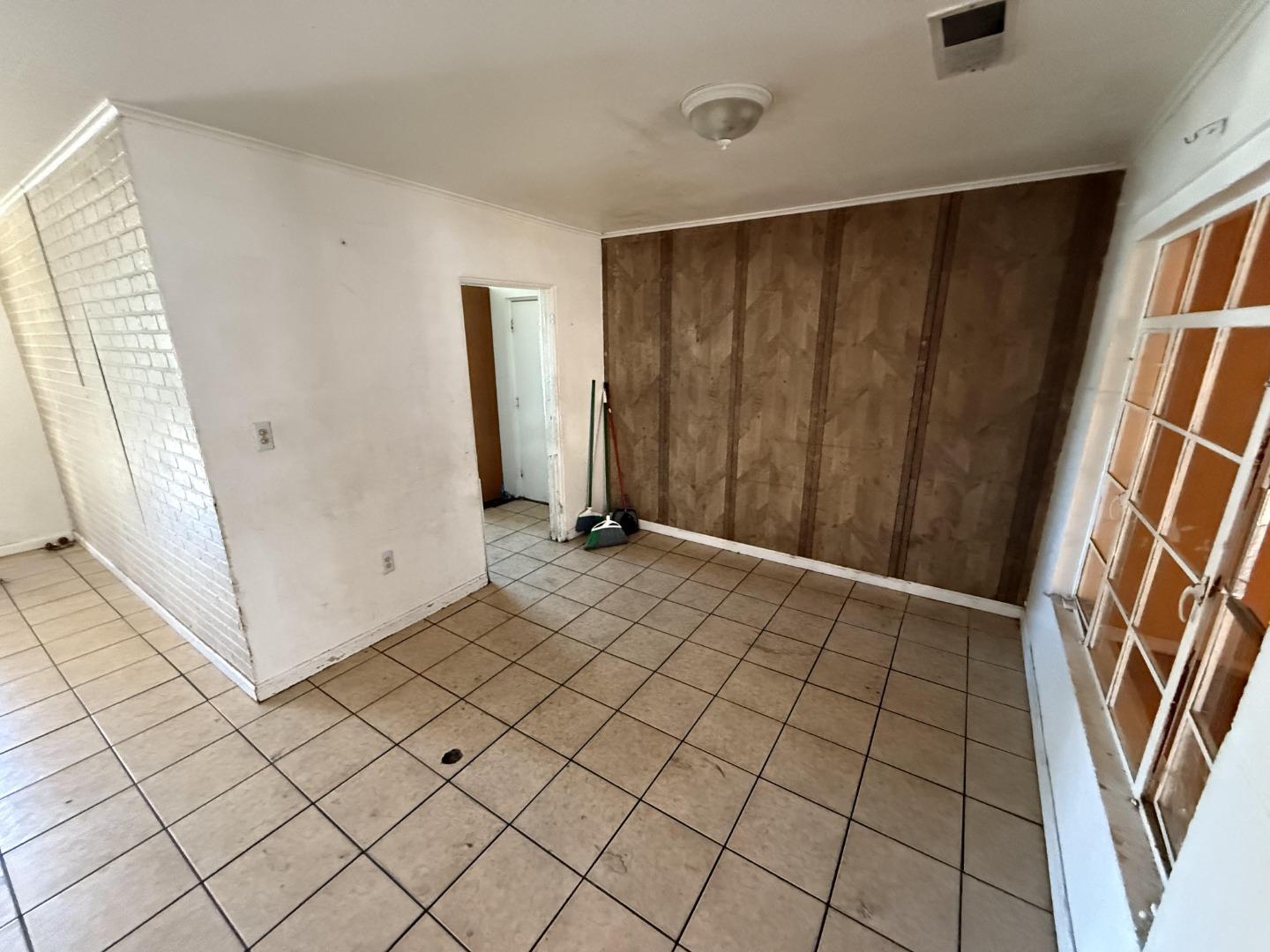 Detail Gallery Image 23 of 26 For 1125 Garden St, East Palo Alto,  CA 94303 - 3 Beds | 2 Baths
