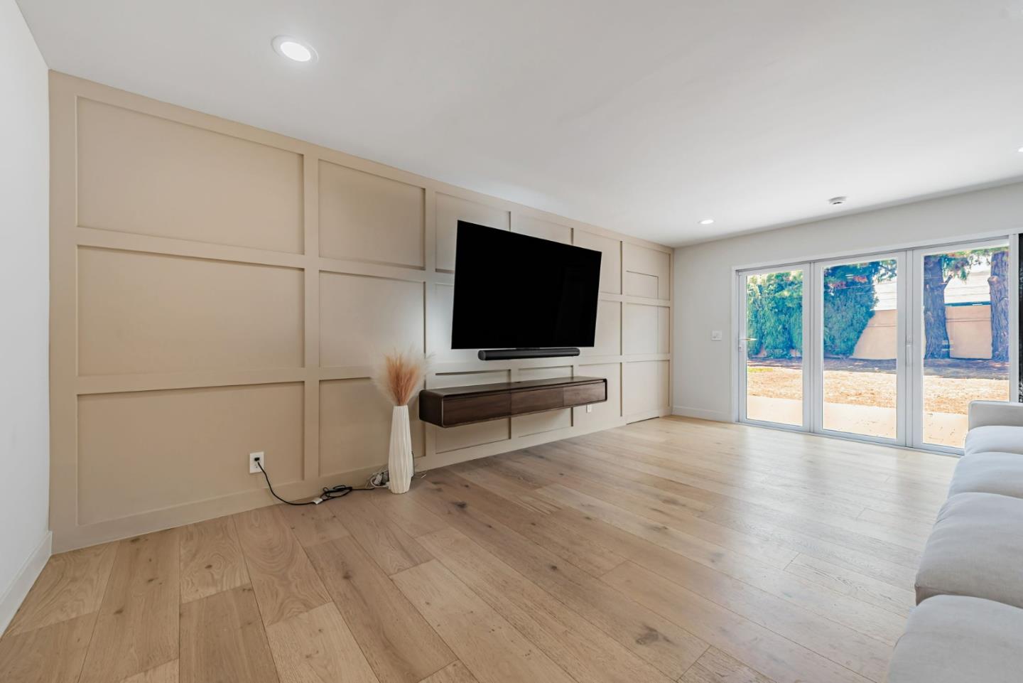 Detail Gallery Image 10 of 59 For 890 Wainwright Dr, San Jose,  CA 95128 - 4 Beds | 2 Baths