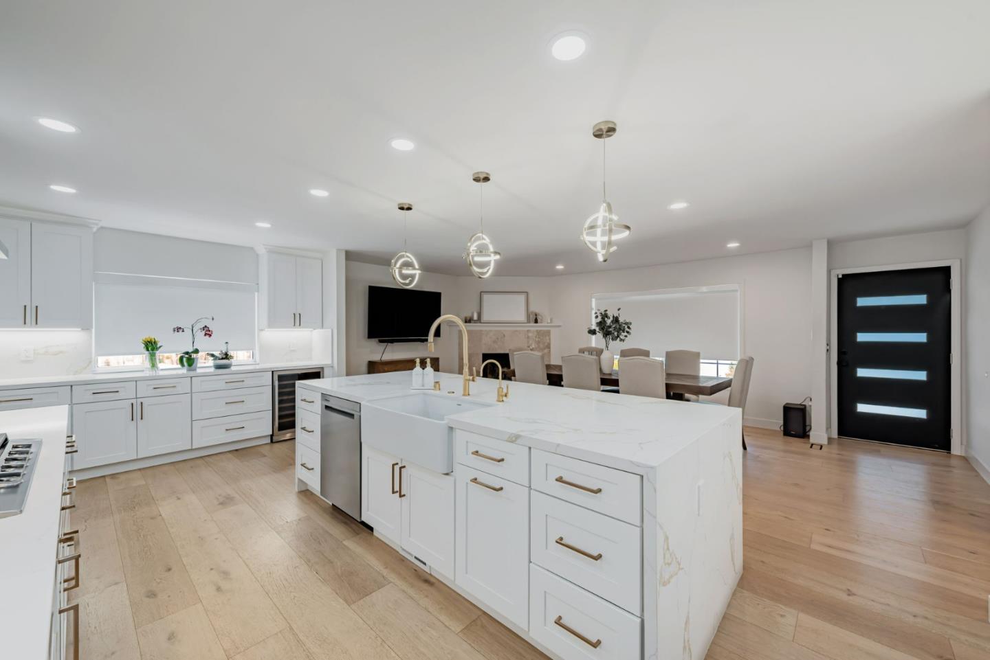 Detail Gallery Image 19 of 59 For 890 Wainwright Dr, San Jose,  CA 95128 - 4 Beds | 2 Baths