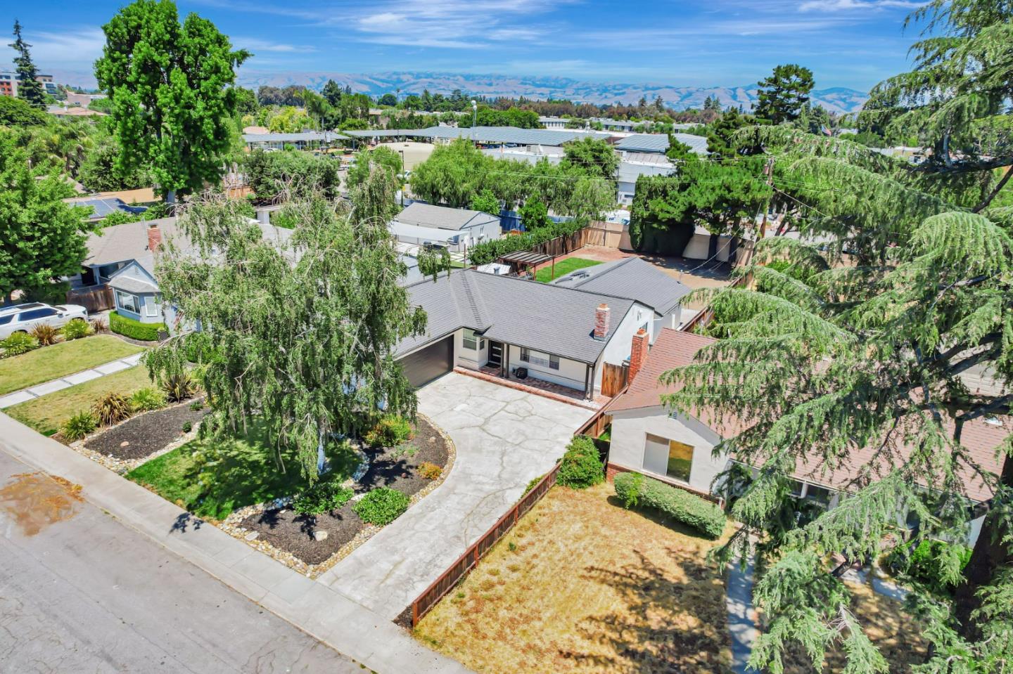 Detail Gallery Image 50 of 59 For 890 Wainwright Dr, San Jose,  CA 95128 - 4 Beds | 2 Baths