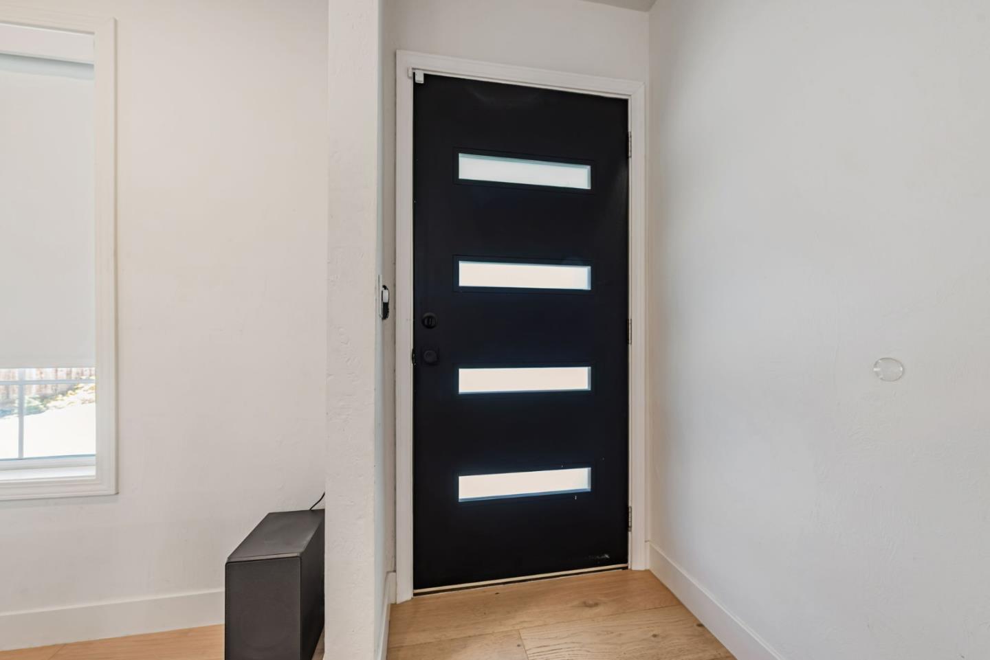 Detail Gallery Image 9 of 59 For 890 Wainwright Dr, San Jose,  CA 95128 - 4 Beds | 2 Baths