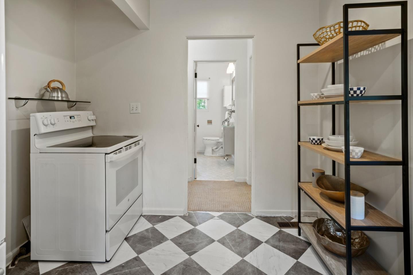 Detail Gallery Image 23 of 32 For 468 Gibson Ave, Pacific Grove,  CA 93950 - 3 Beds | 1 Baths