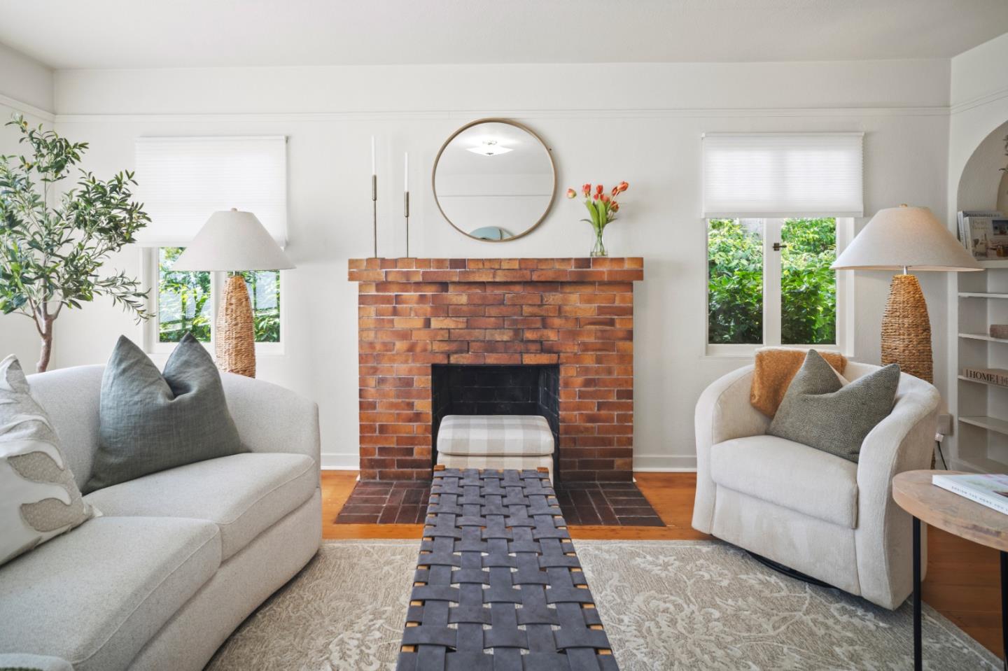 Detail Gallery Image 6 of 32 For 468 Gibson Ave, Pacific Grove,  CA 93950 - 3 Beds | 1 Baths