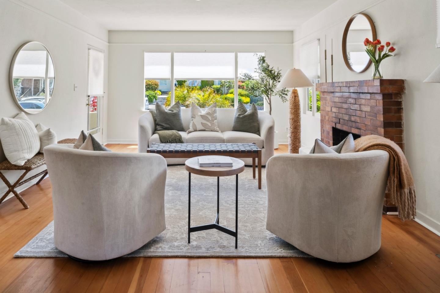 Detail Gallery Image 8 of 32 For 468 Gibson Ave, Pacific Grove,  CA 93950 - 3 Beds | 1 Baths