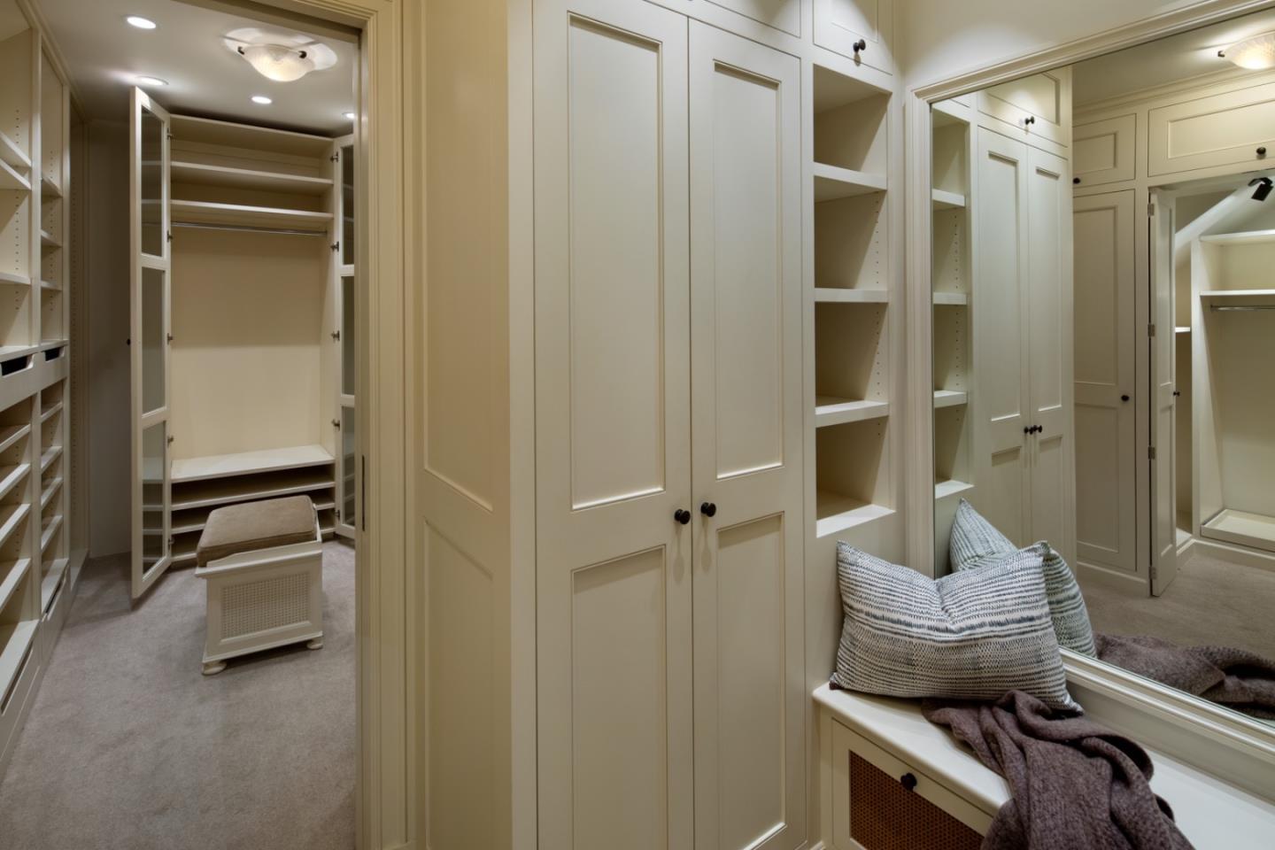 Detail Gallery Image 14 of 26 For 444 Tennyson Ave, Palo Alto,  CA 94301 - 5 Beds | 6/2 Baths