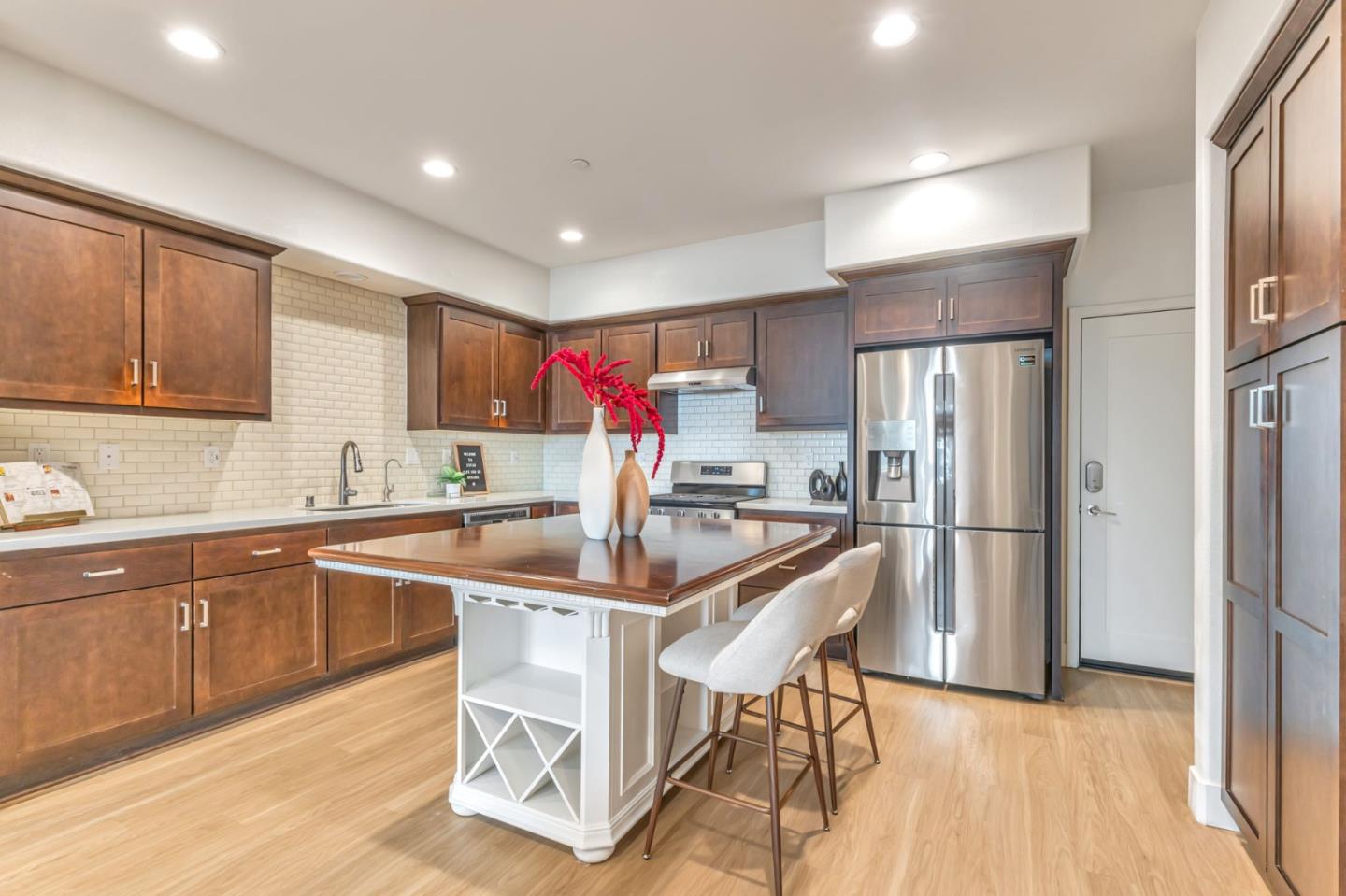Detail Gallery Image 12 of 61 For 37634 Cape Cod Rd, Newark,  CA 94560 - 4 Beds | 3/1 Baths
