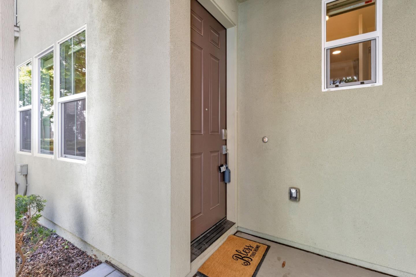 Detail Gallery Image 6 of 61 For 37634 Cape Cod Rd, Newark,  CA 94560 - 4 Beds | 3/1 Baths