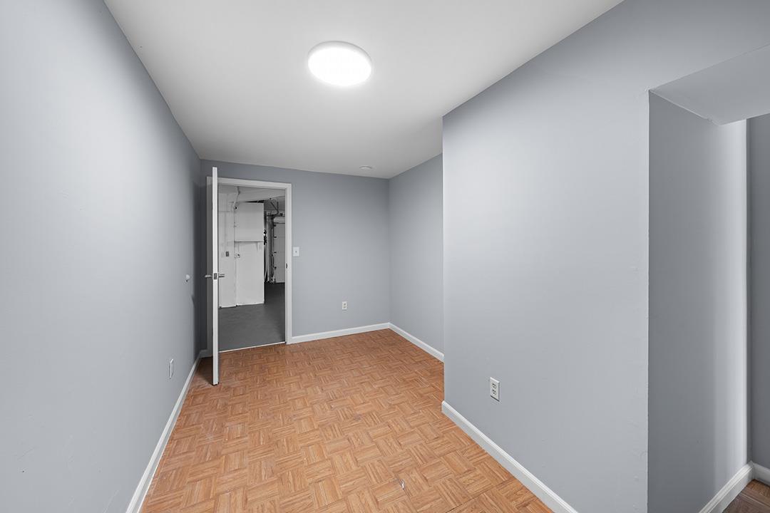 Detail Gallery Image 22 of 36 For 454 Ellington Ave, San Francisco,  CA 94112 - 2 Beds | 1/2 Baths