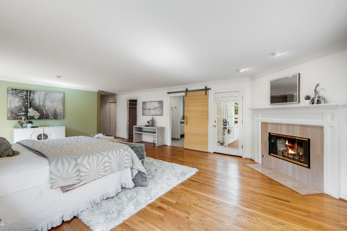 Detail Gallery Image 18 of 55 For 3920 Lakemead Way, Redwood City,  CA 94062 - 5 Beds | 4/1 Baths