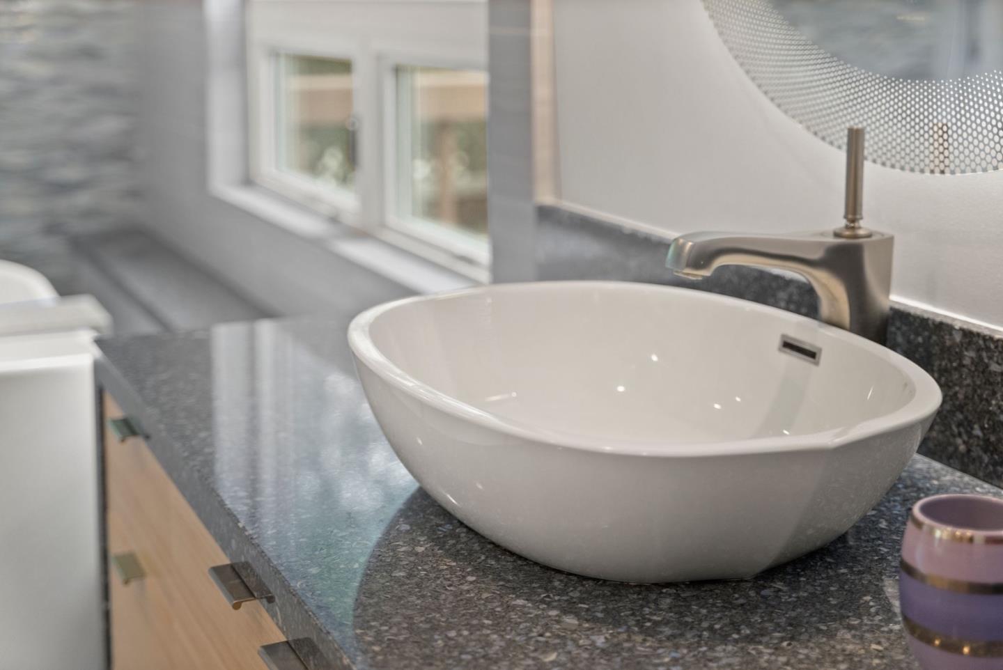 Detail Gallery Image 26 of 55 For 3920 Lakemead Way, Redwood City,  CA 94062 - 5 Beds | 4/1 Baths