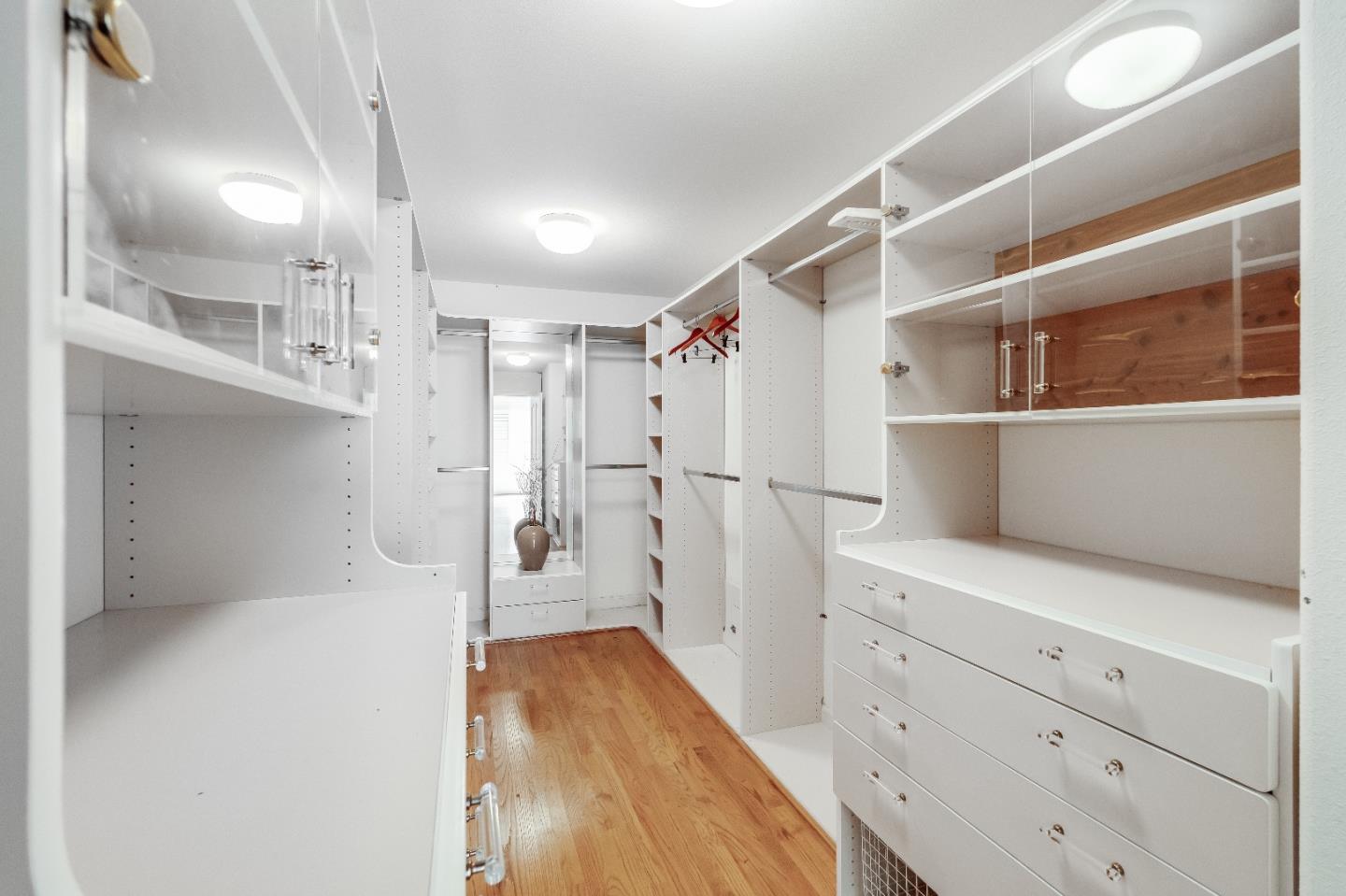 Detail Gallery Image 28 of 55 For 3920 Lakemead Way, Redwood City,  CA 94062 - 5 Beds | 4/1 Baths