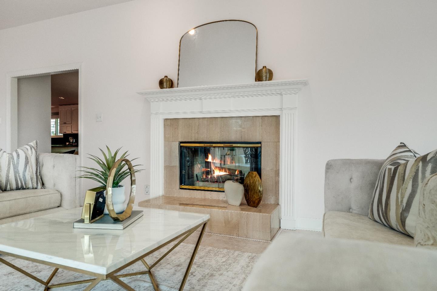Detail Gallery Image 4 of 55 For 3920 Lakemead Way, Redwood City,  CA 94062 - 5 Beds | 4/1 Baths