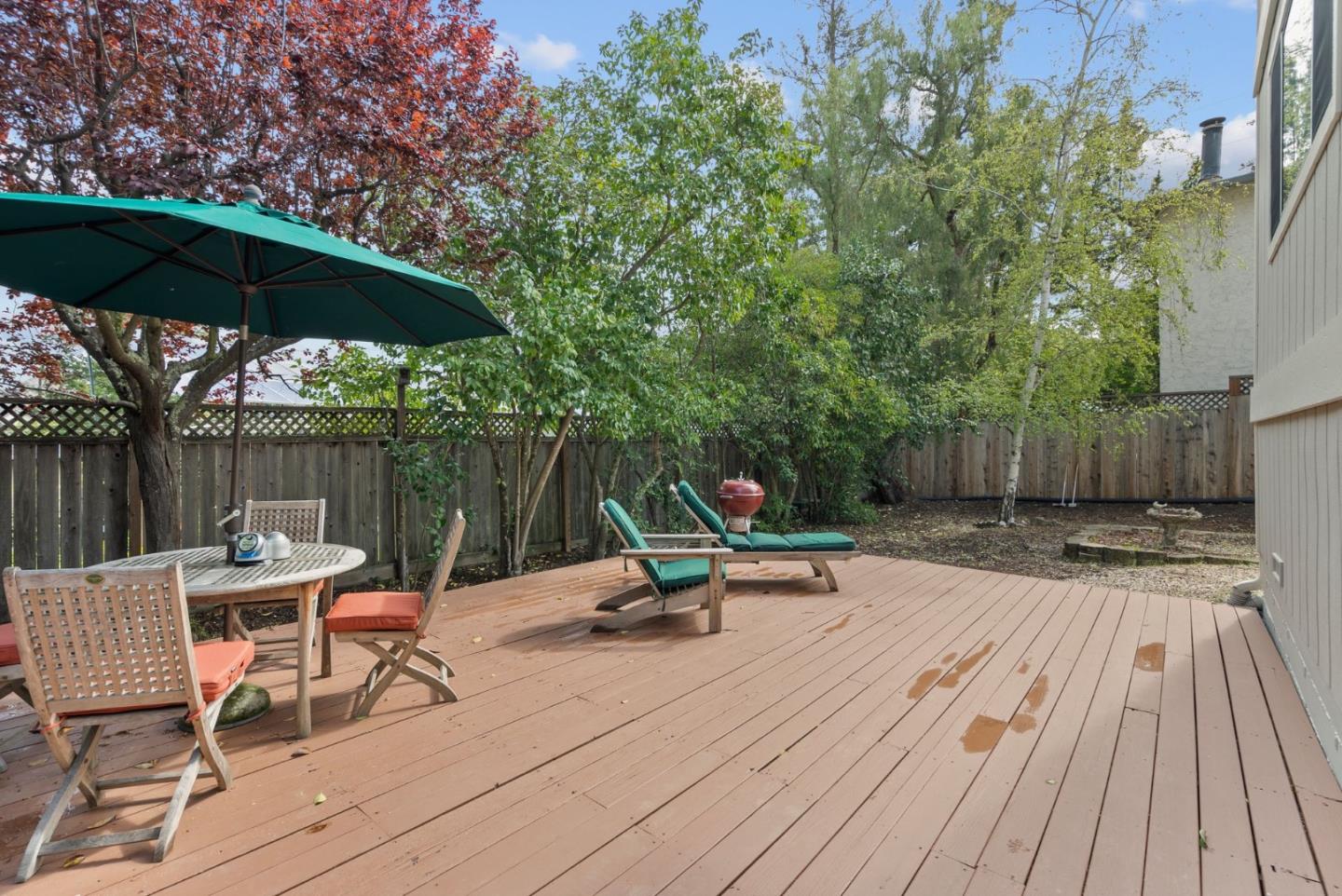 Detail Gallery Image 40 of 55 For 3920 Lakemead Way, Redwood City,  CA 94062 - 5 Beds | 4/1 Baths
